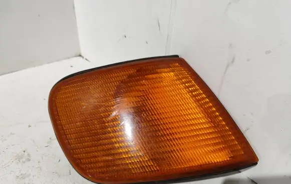 Audi 100 S4 C4 Front indicator light 0152604