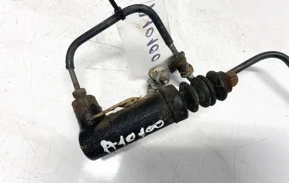 Mazda MPV Clutch master cylinder 