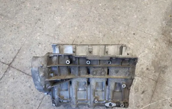 Mercedes-Benz A W168 Engine block a6680102505