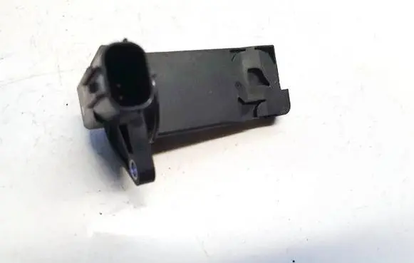 Mazda CX-30 Mass air flow meter e5t63271
