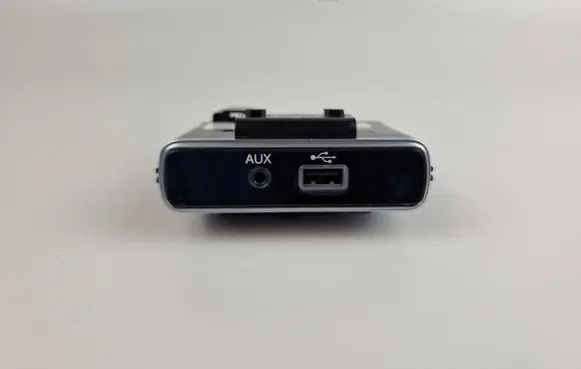 Alfa Romeo Stelvio USB socket connector 01561247210 1561247210