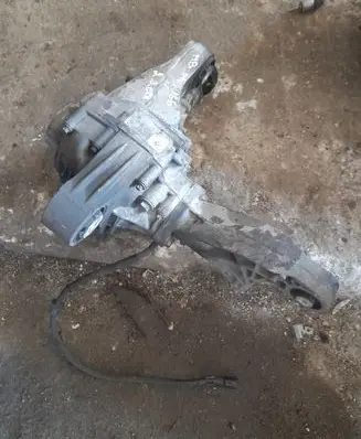 Mercedes-Benz ML W166 Front differential A1663300200