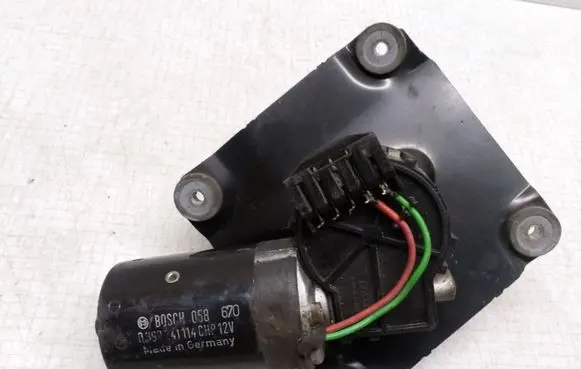 Mitsubishi Carisma Wiper motor 0390241114CHP