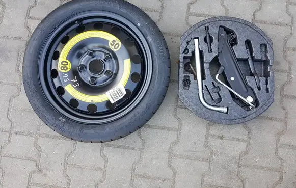Volkswagen Golf VI R16 spare wheel