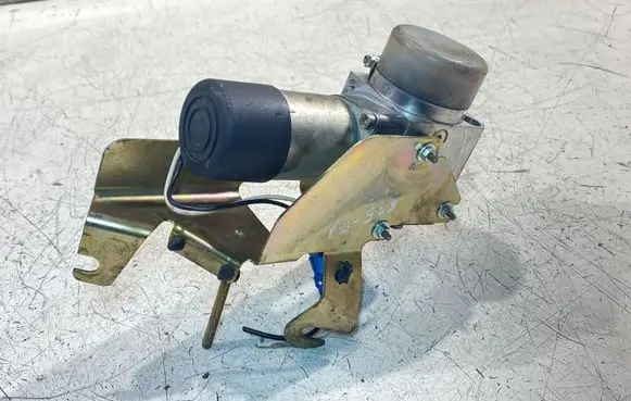 BMW 5 E39 Convertible roof hydraulic pump 7004889 005675 HB70020002