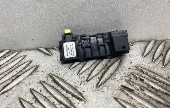 Mercedes-Benz E W212 Rain sensor A1729058200