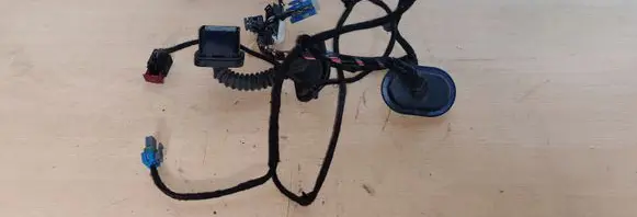Cadillac SRX Rear door wiring loom 15144699