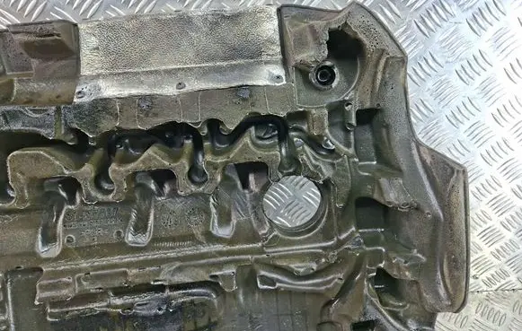 Volvo XC90 Engine cover (trim) 31437707