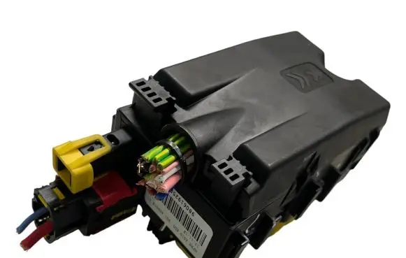 Peugeot 3008 II Fuse box set 9806192580