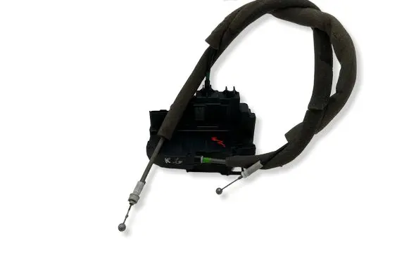 Nissan Qashqai Rear door lock P32L