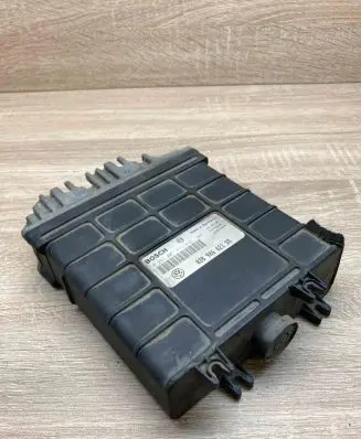 Volkswagen PASSAT B4 Engine control unit/module ECU 028906021DD 0281001411
