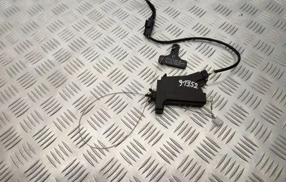 KIA Sorento Fuel tank cap lock 