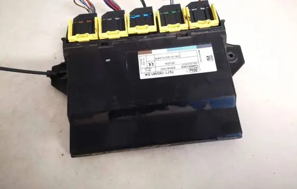 Ford Mondeo MK IV Comfort/convenience module 7s7t19g481da 7s7t-19g481-da