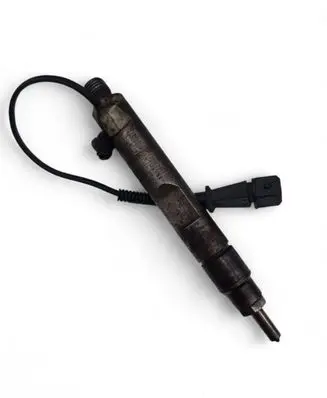 Fuel injector