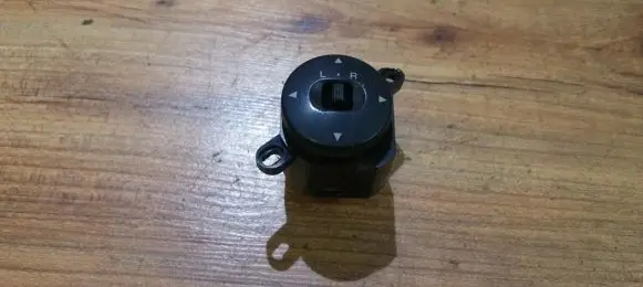 Mazda 626 Wing mirror switch