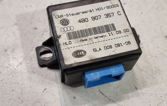 Audi A8 S8 D2 4D Light module LCM 4B0907357C