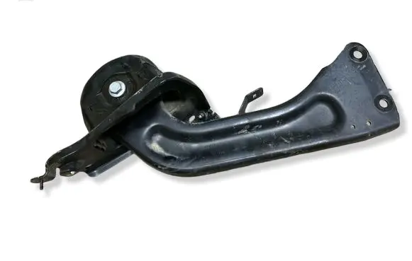 Volvo XC40 Rear control arm 32333013