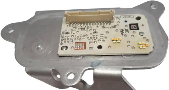Renault Megane E-Tech Xenon control unit/module L803393 90175923 90175923320