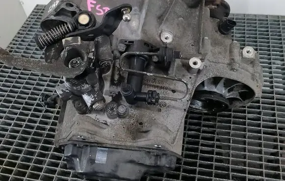Volkswagen Polo Manual 5 speed gearbox FSP