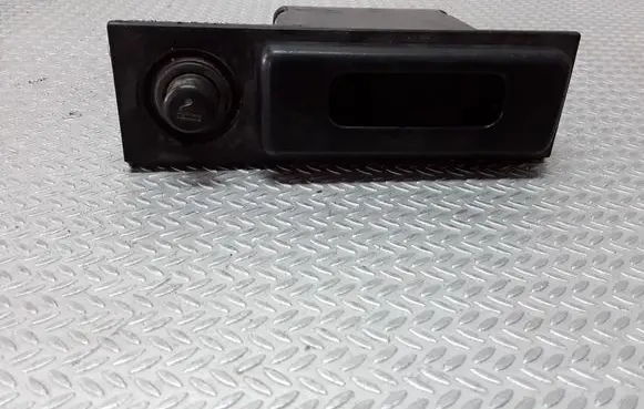 Nissan X-Trail T30 Car ashtray