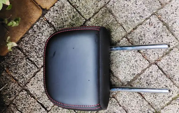 Ford Escape IV Rear seat headrest VSHCVKHC0
