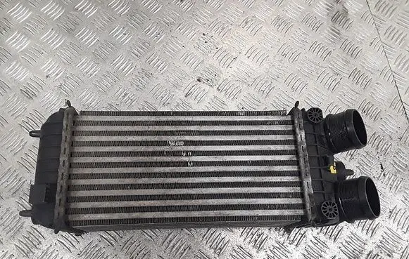 Citroen DS3 Intercooler radiator 9803145480