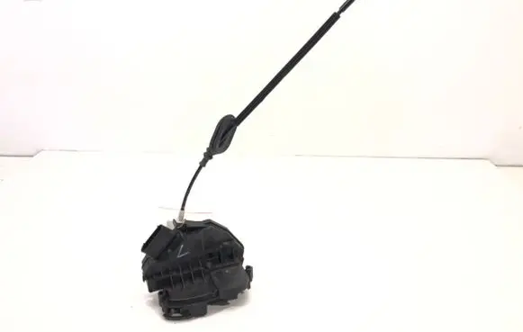 Ford Fiesta Front door lock 8A6A-A21813-AD