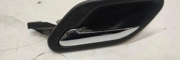 BMW 5 E39 Front door interior handle 8125513