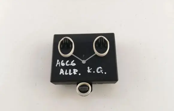 Audi A6 S6 C6 4F Door control unit/module 4F0959795E KL2174