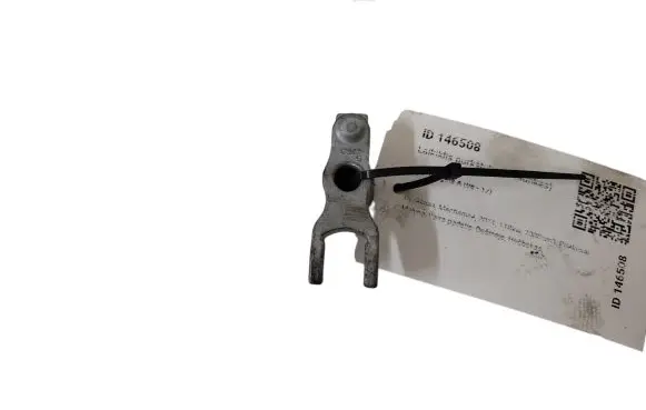Opel Insignia A Fuel Injector clamp holder
