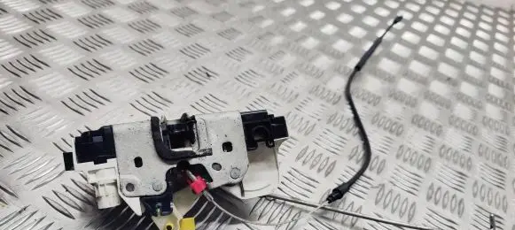 Chrysler Grand Voyager V Front door lock P04589280AE