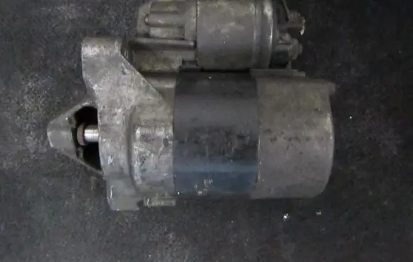 Mercedes-Benz Vaneo W414 Starter motor