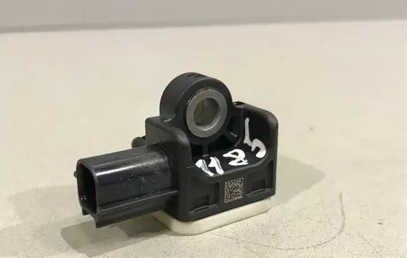 Volvo XC60 Airbag deployment crash/impact sensor 31334336 150510605
