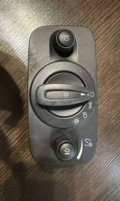 Ford Mondeo MK IV Light switch 8G9T13A024