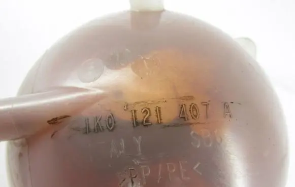 Audi TT TTS Mk2 Coolant expansion tank/reservoir 1K0121407A