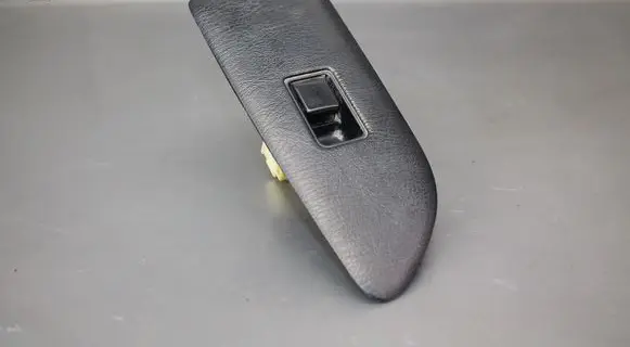 Nissan Almera Electric window control switch