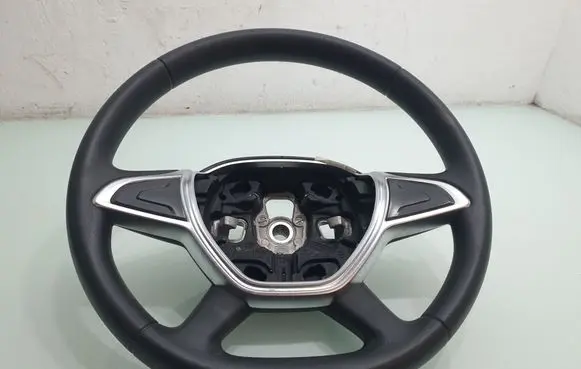 Dacia Sandero II Steering wheel 484001085R