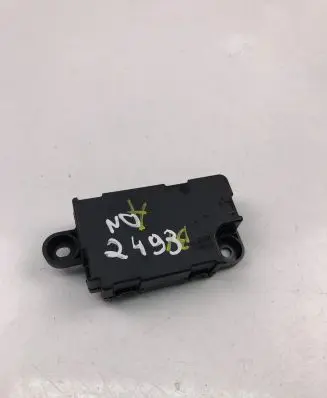 Tesla Model S Other control units/modules 144743000B