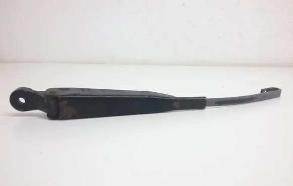 Opel Vectra B Rear wiper blade arm 90504980