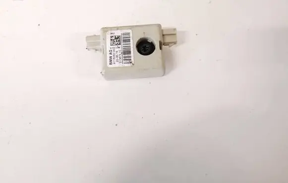 BMW 5 F10 F11 Antenna control unit 911826206 21367510