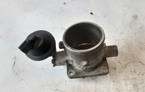 KIA Sorento Throttle valve 3510027XXX