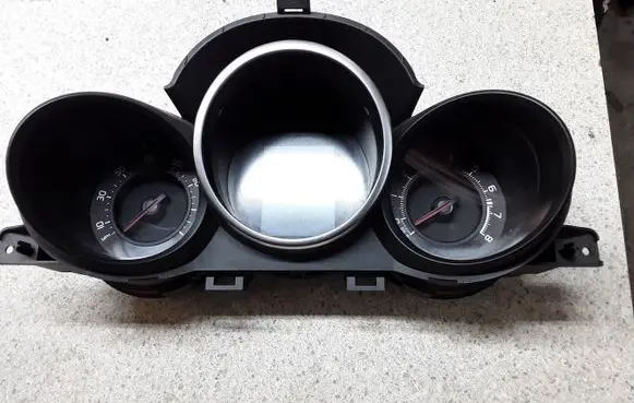 Fiat 500X Speedometer (instrument cluster) 00520427010 52042701