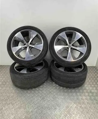Audi Q7 4M R21 alloy rim 4M0601025E