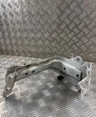 Audi Q7 4M Fender mounting bracket 4M0821131B 4M0821137A 4M0821161A