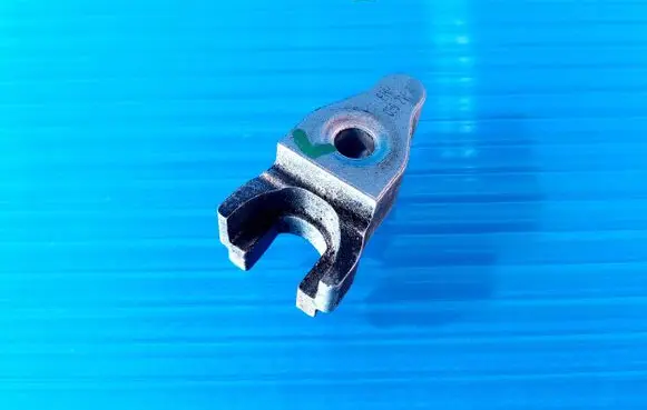Audi A6 Allroad C7 Fuel Injector clamp holder 059216K