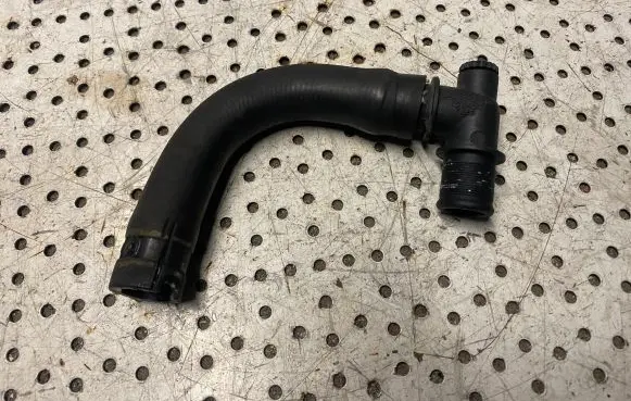 Opel Combo D Engine coolant pipe/hose