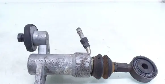 Audi A4 S4 B5 8D Clutch master cylinder 8D1721401B
