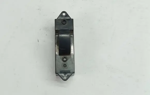 Mitsubishi Pajero Electric window control switch 8608A142