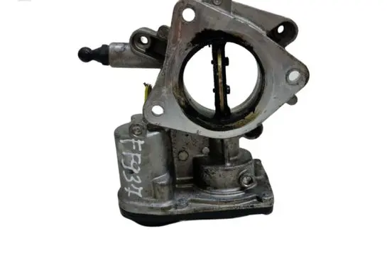 Opel Zafira C Throttle valve 55564164