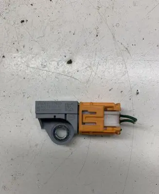 Mazda 6 Airbag deployment crash/impact sensor GDK457KC0